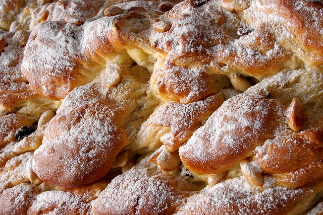 5. Hrozinky, rozinky‌ a hrozny: Jakým způsobem tyto ovoce mohou ohrozit zdraví vašeho psa